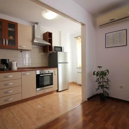 In - Istrien 10264 Apartment *