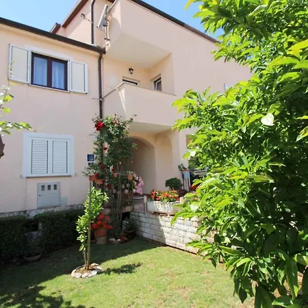 In - Istrien 10264 Apartment Porec