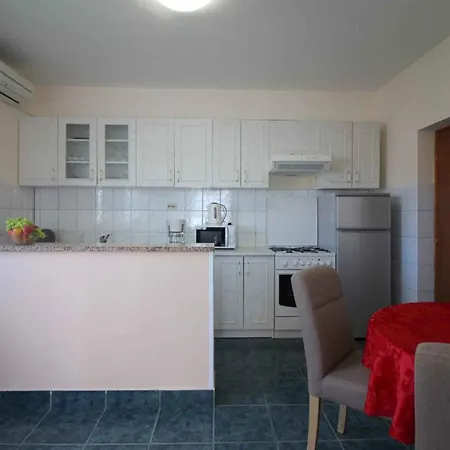 Apartment In - Istrien 10264