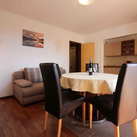 Apartment In - Istrien 10264