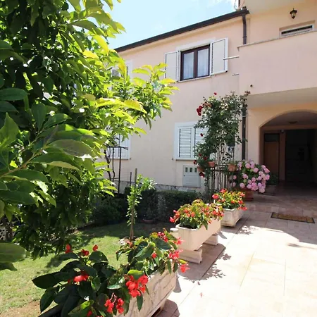 In - Istrien 10264 Apartment
